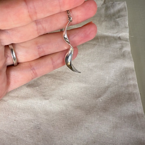 TIFFANY & CO- Rare Frank Gehry Orchid Drop Necklace .925 Sterling Silver - Picture 7 of 10